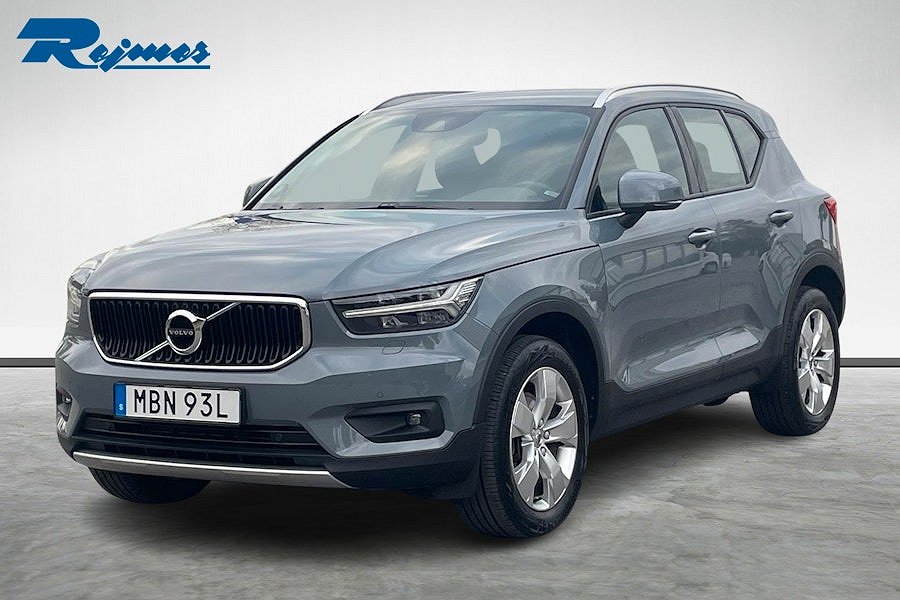 Volvo XC40 T4 FWD Momentum Advanced Edition