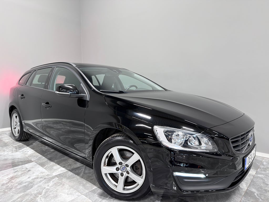 Volvo V60 T3 Automat/Drag/Värmare/PDC/Fullservad/2 Ägare/152HK