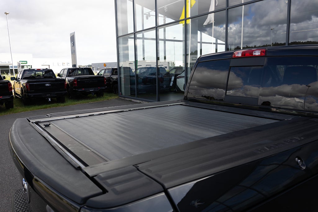 Dodge RAM 1500 Crew Cab 5.7 V8 HEMI Laramie Sport Rambox
