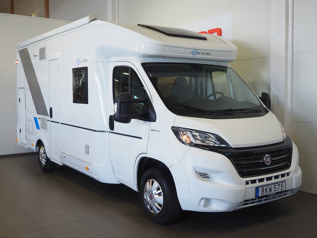 Sun Living S 70 DK AC I 6 bälten I 6 bäddar I 3500kg I B-kort
