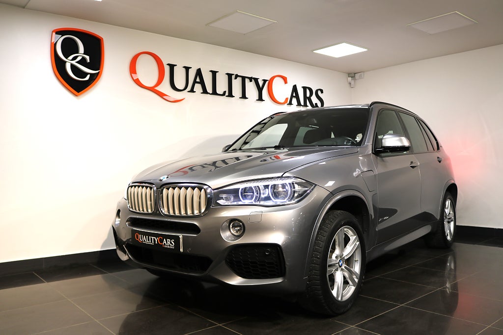 BMW X5 xDrive40e M Sport/ Panorama/ HUD/ Sv-såld / Drag