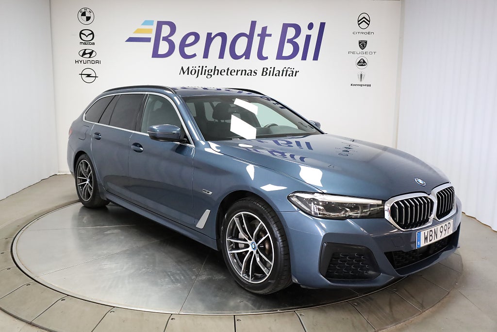 BMW 530e xDrive Touring M Sport / Aktiv Farthållare