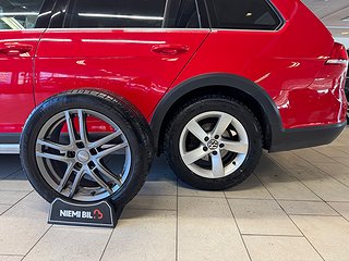 Volkswagen Golf Alltrack 2.0 TDI 4M Drag Mvärm Kamera S&V