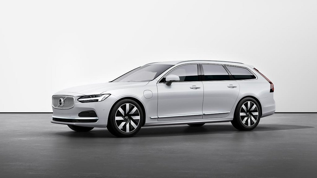 Volvo V90 T6 Core Edition II Drag 360-kamera Ljuspaket 19\"