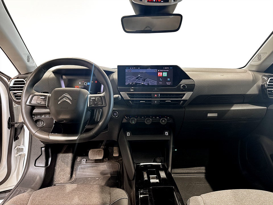 Bild på Citroën C4 Shine 1.2 PT 130hk Aut B-KAMERA NAVI