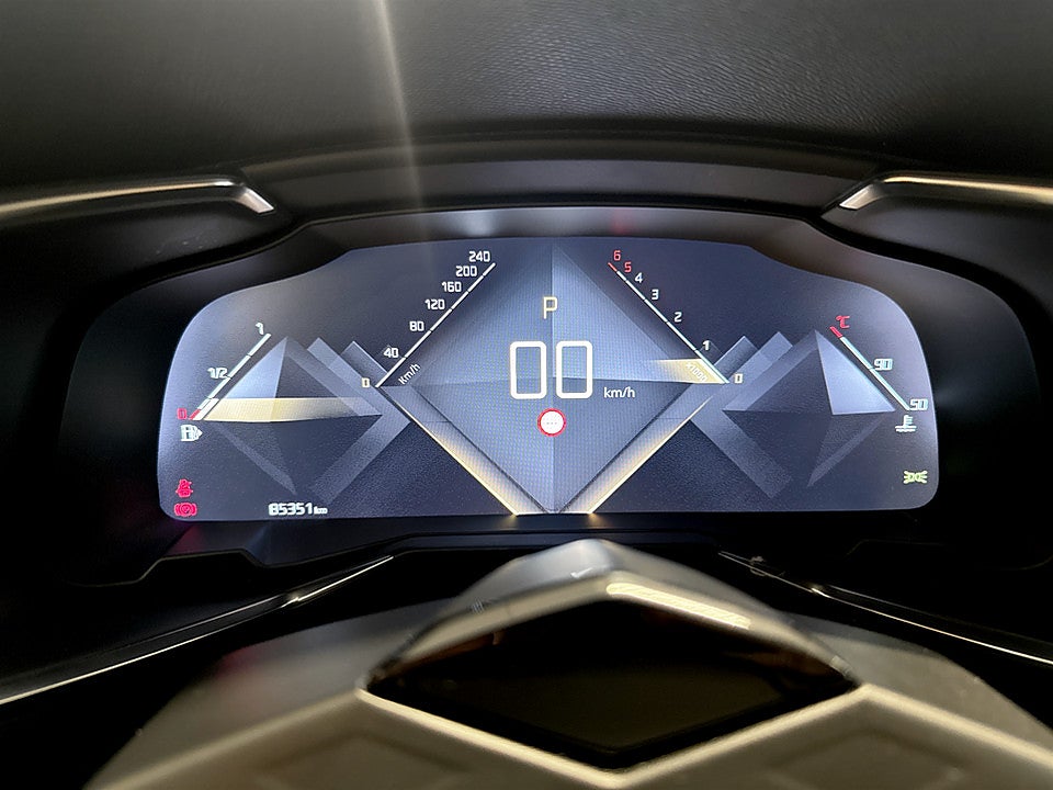 Bild på DS 7 Crossback Exclusive 2.0 BHDi 180hk Aut CARPLAY DRAG