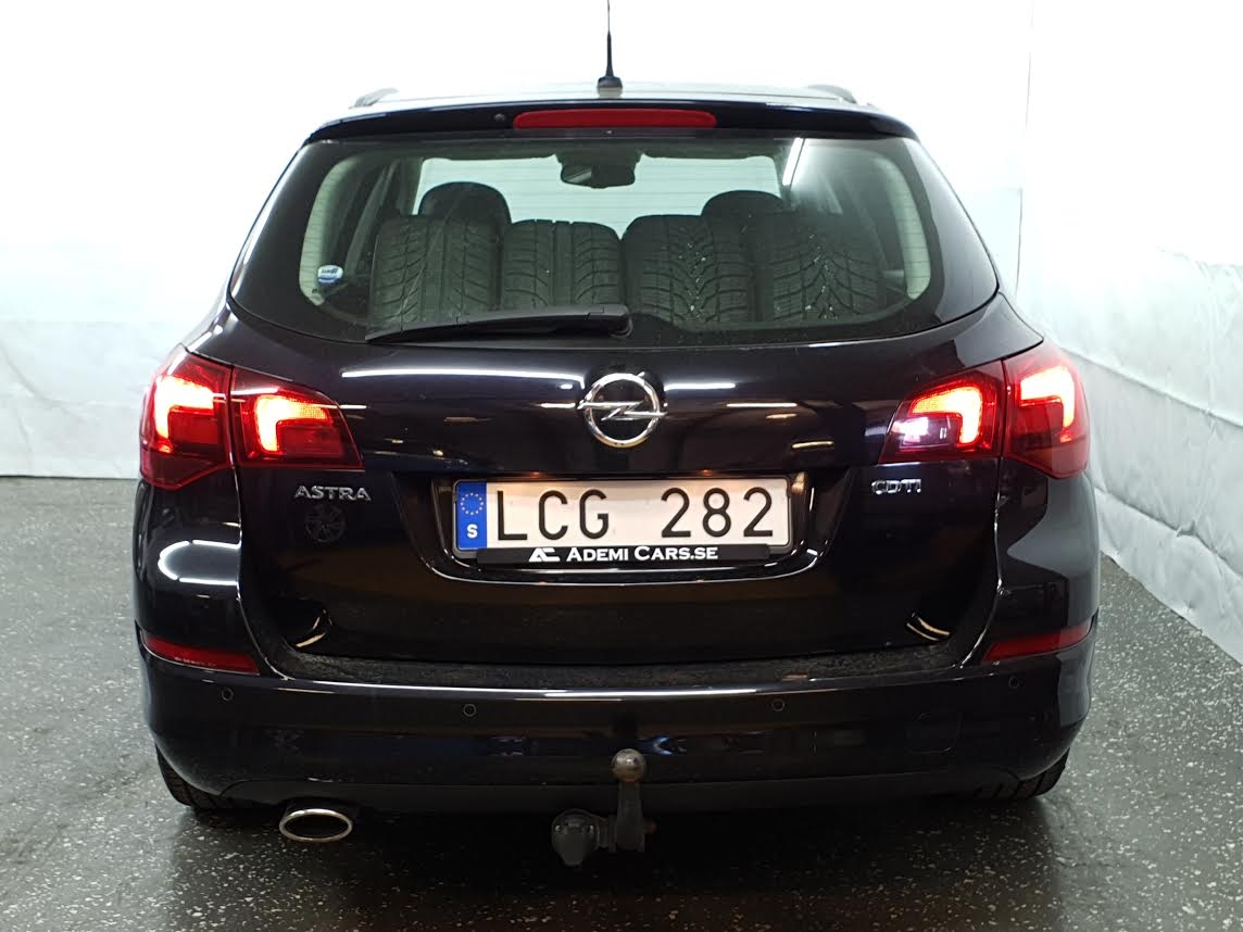 Opel Astra 2011, bild 5/36