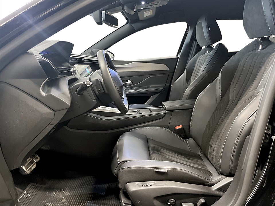 Bild på Peugeot 408 GT 1.2 PT 130hk Aut B-KAMERA MASSAGE