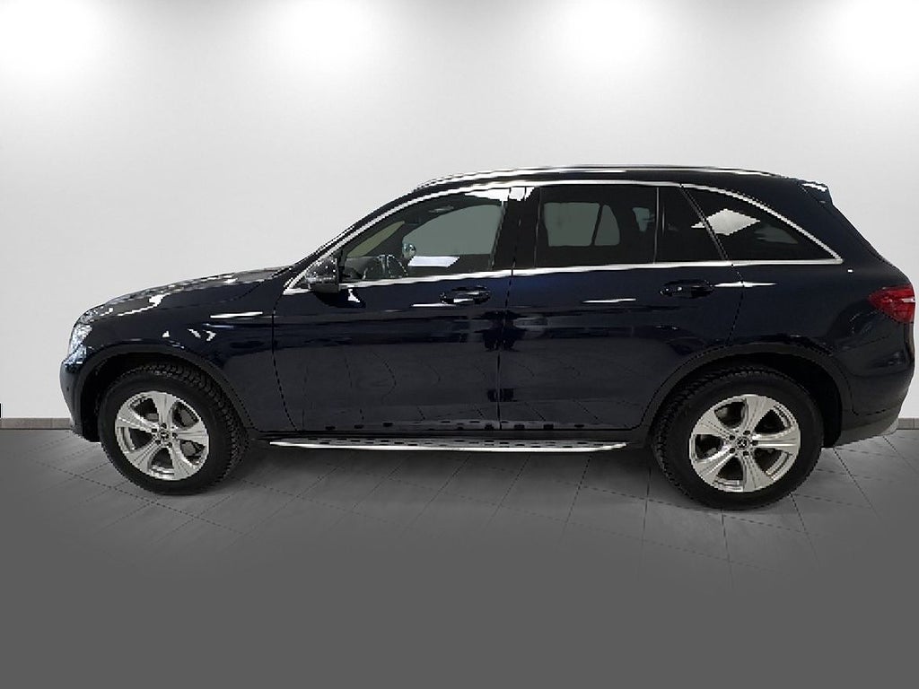 Mercedes-Benz GLC 220d 2019 - miniatyr 4