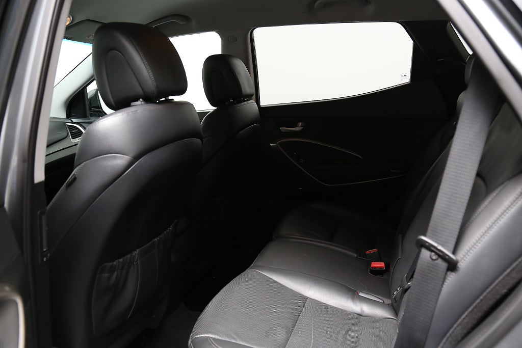 Hyundai Santa Fe 2,2 CRDi 200hk Premium AWD Aut Motorv Dragkrok 2017