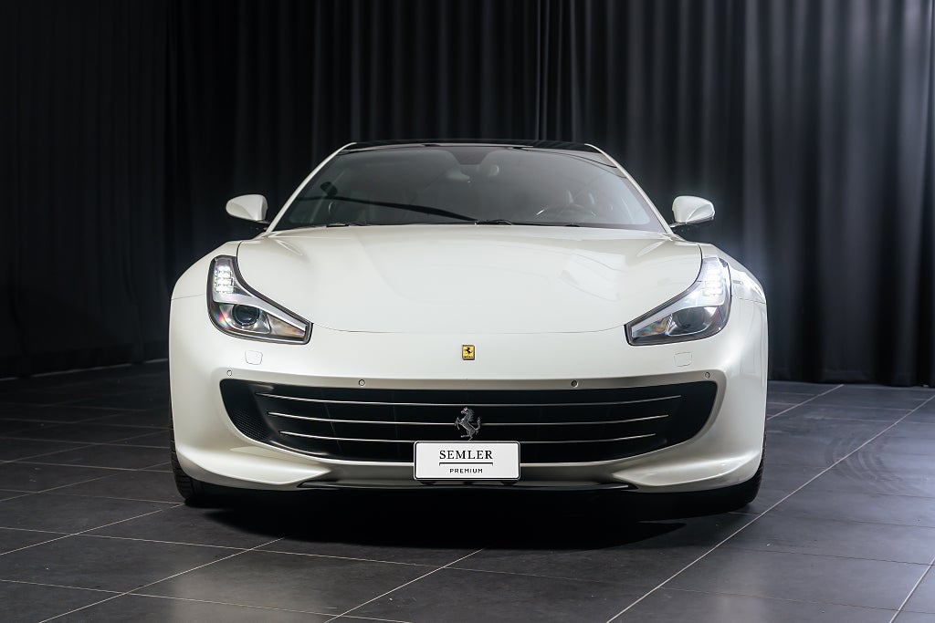 Gallery image 4 of 18