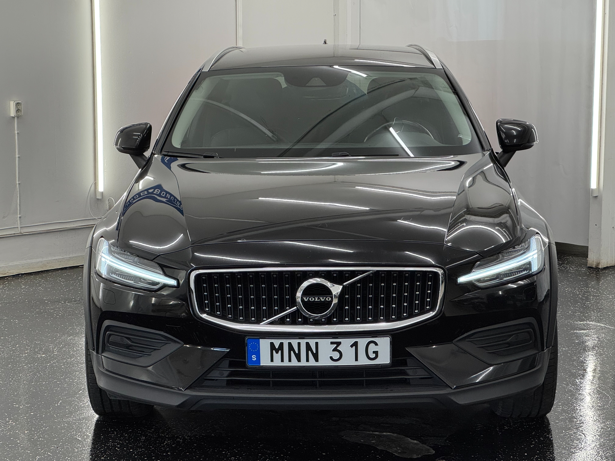 Volvo V60 Cross Country 2022, bild 2/52