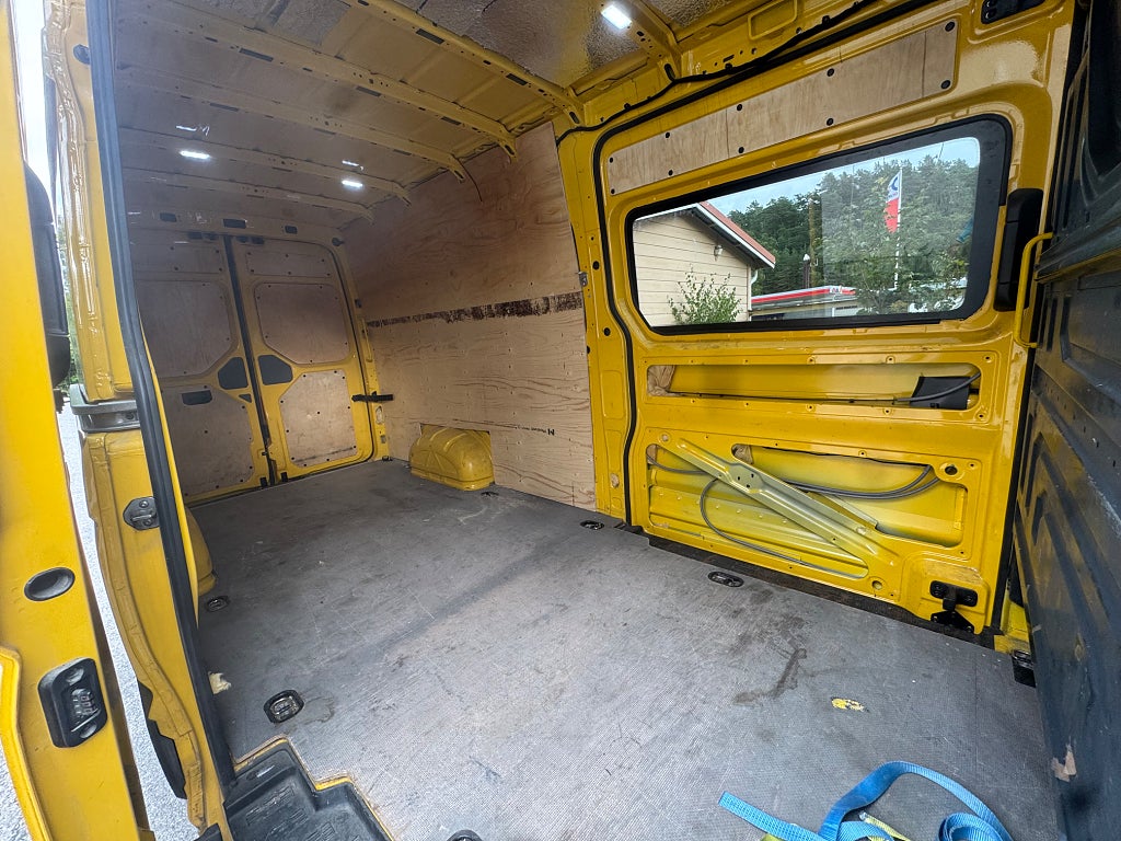 Volkswagen crafter 35 2.0 TDI Euro 6 NYSERVAD FULLSERVAD KAMREMBYTT B-KAM