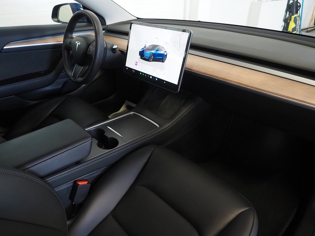 Tesla Model 3 Long Range AWD 440hk | Pano | 2022