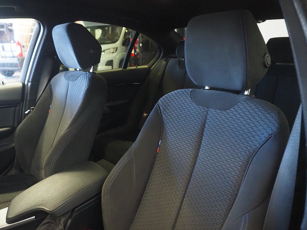 BMW 330e Sedan Steptronic M Sport 252hk Plug-In | Navi | P- Sen 2018