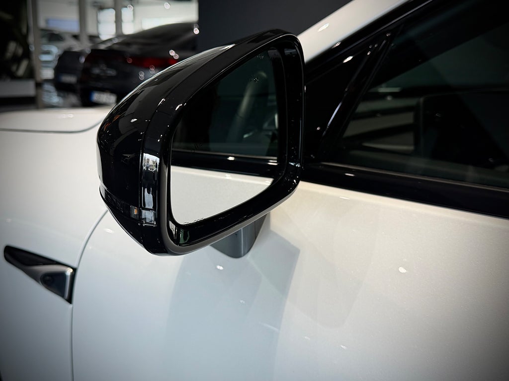 XPENG P7 Performance - bild 7