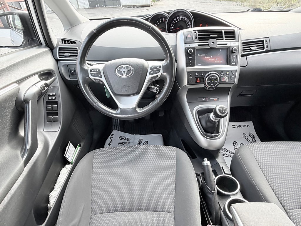 Toyota Verso 1.6 Manual, 111hp, 2014