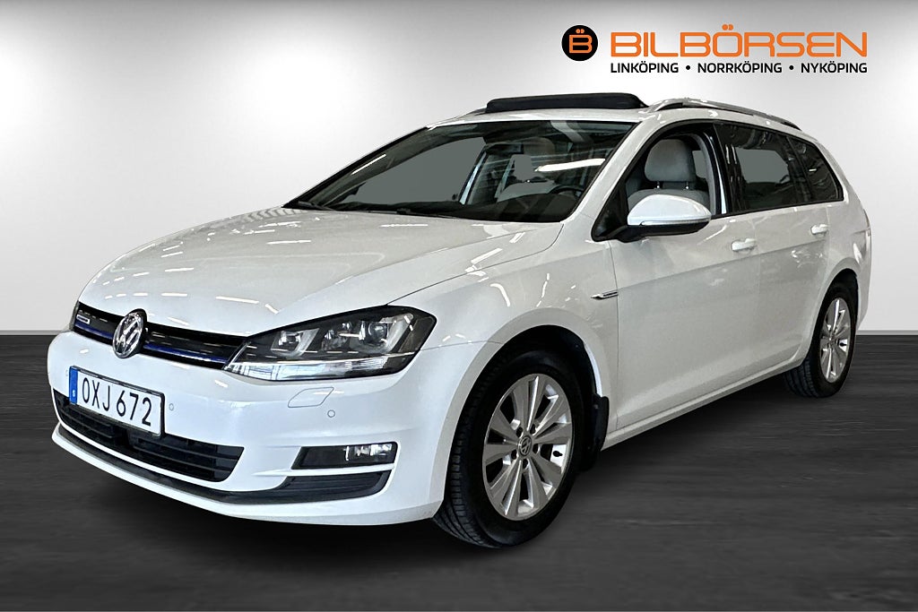 Volkswagen Golf Sportscombi 1.4 TGI DSG (Panorama, 50L tank , Drag)