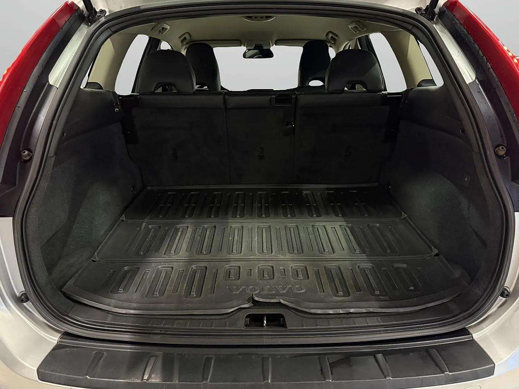 Volvo XC60 2.4D AWD Geartronic Summum  - miniatyr 16