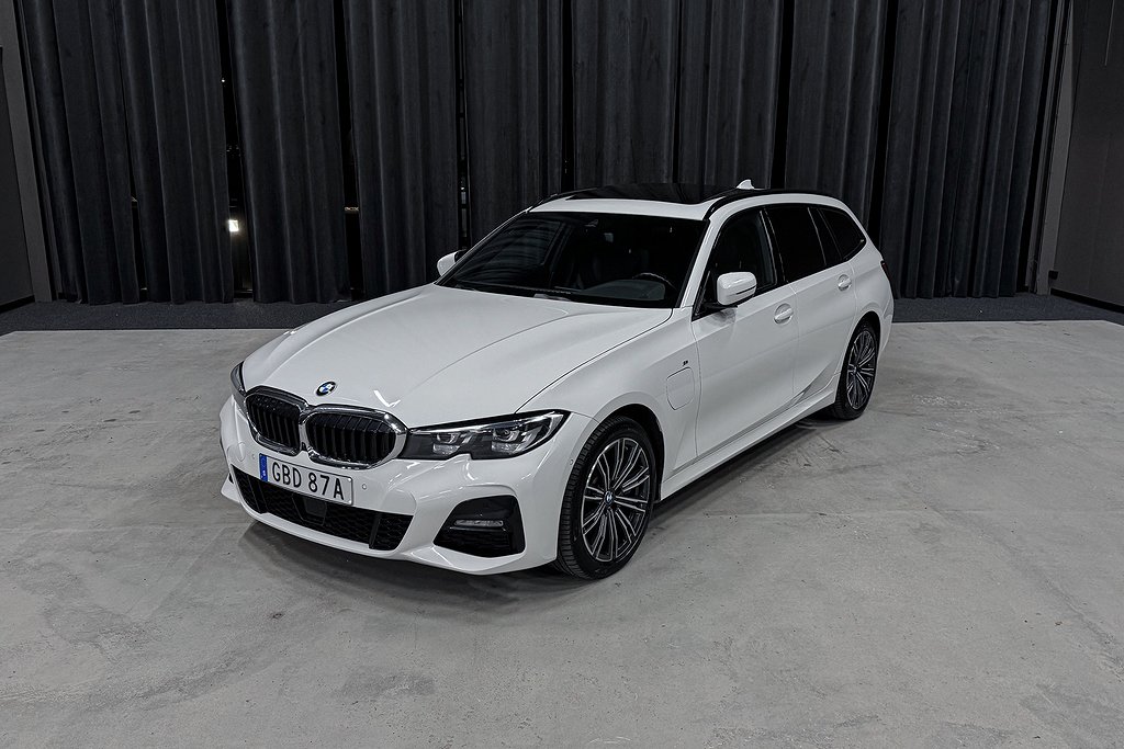 BMW 330e Touring M Sport |Panorama|360|H/K|Drag|