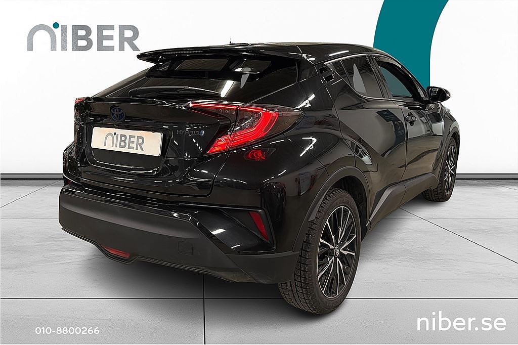 Toyota C-HR Hybrid CVT, Executive JBL, Kamera, Navi, 4,99% RÄNTA