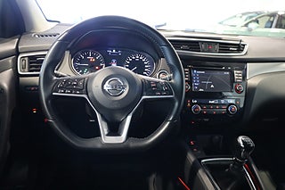 SUV Nissan Qashqai 15 av 25