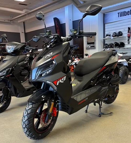 MOTO CR R9 SP Få hjälm på köpet!