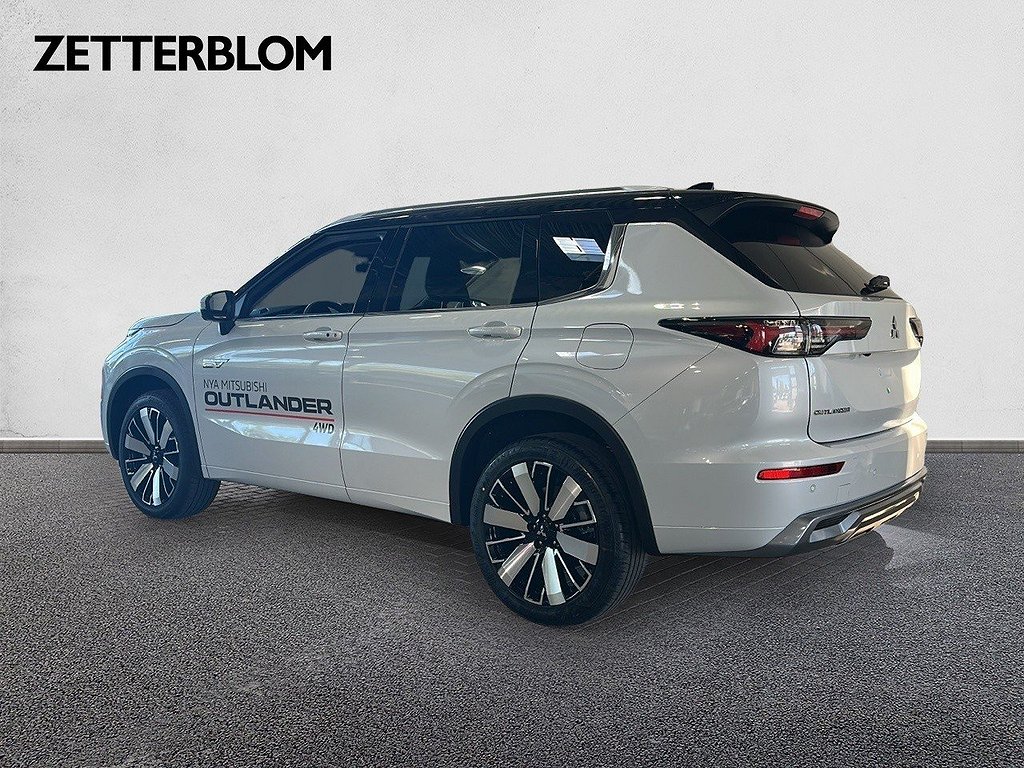 SUV Mitsubishi Outlander 3 av 18