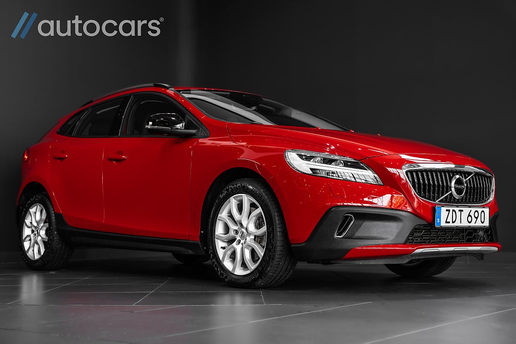 Volvo V40 Cross Country D2 Momentum|Leasbar|Värmare|VOC|Led