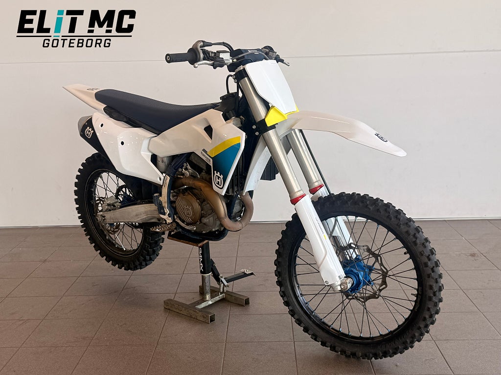 Husqvarna FC450 | Nytt bakdäck | Traction control
