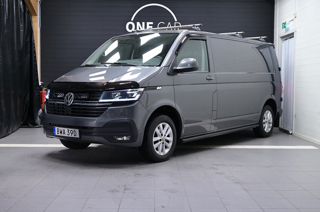 Volkswagen Transporter T30 2.0 TDI 4Motion MOMS Lång D-Värm Adaptiv 150hk 