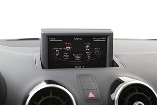 Halvkombi Audi A1 16 av 21