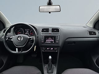 Volkswagen Polo 5-dörrar 1.2 TSI BMT Base Automat/M-värmare/S&V-däck – bild 8