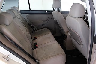 Halvkombi Volkswagen Golf 9 av 17