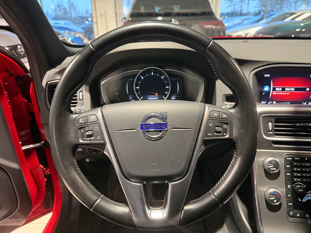 Volvo V60 Cross Country D4 Classic Summum AUT Drag VOC 2018