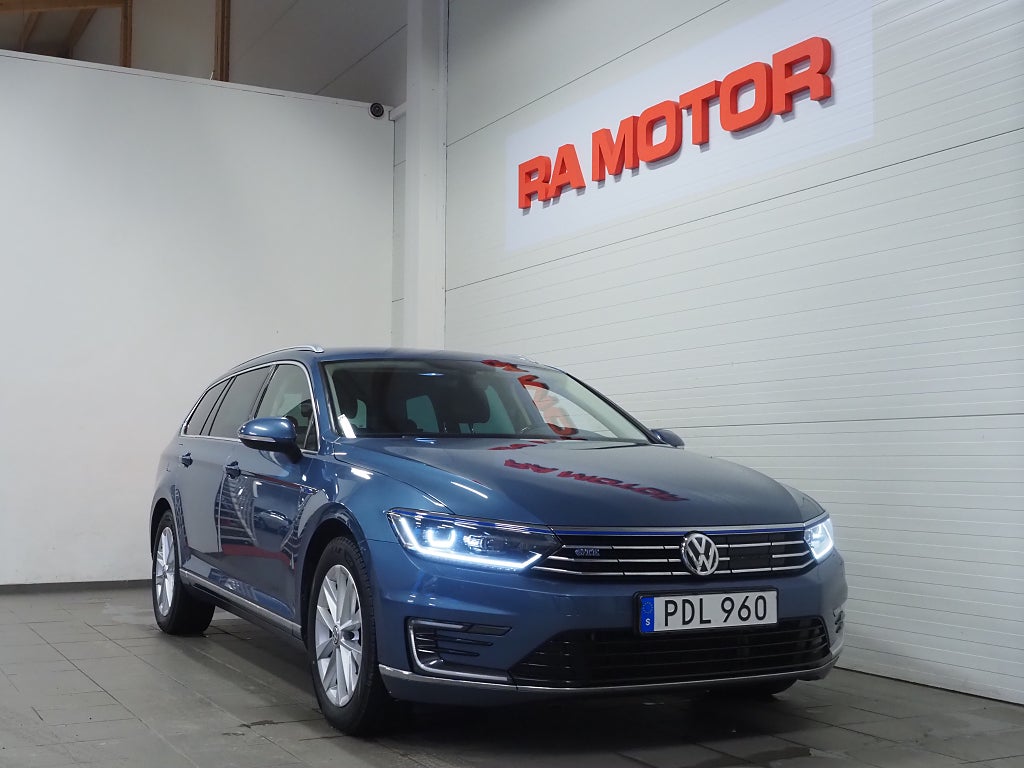 Volkswagen Passat SC GTE 1.4 TSI Plug-in Drag Värmare Skinn Kamera