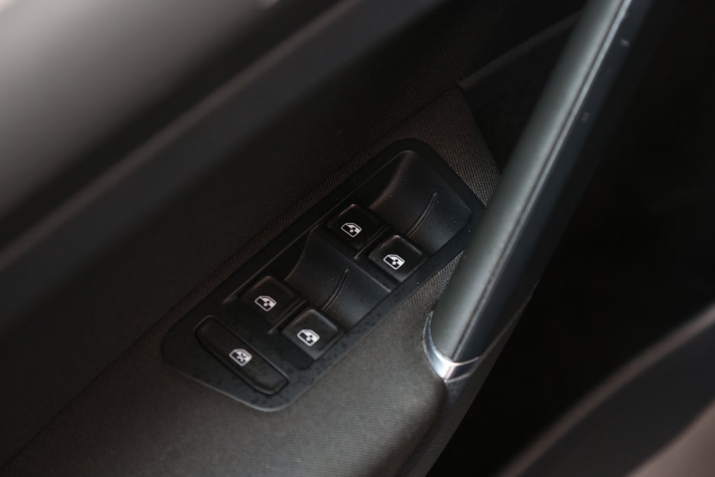Volkswagen Golf 1,2 TSI 110hk 5-dörrar CarPlay P-sensor 2016