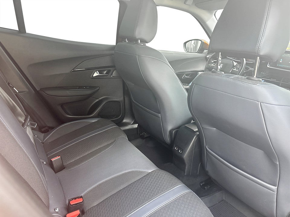Bild på Peugeot E-2008 Allure 50kWh 136hk Aut B-KAMERA CARPLAY