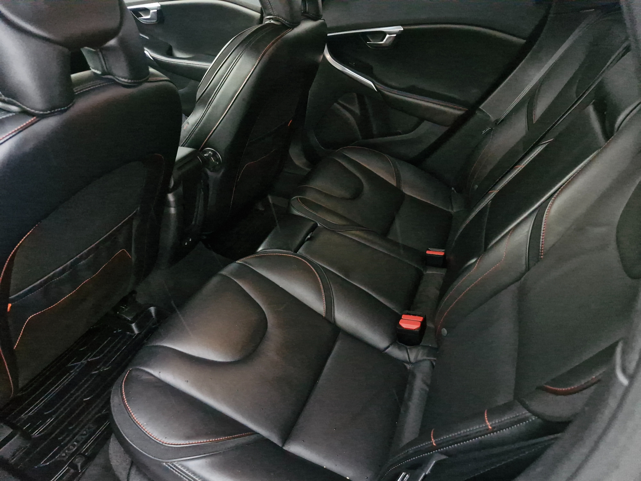 Volvo V40 2016, photo 6/41