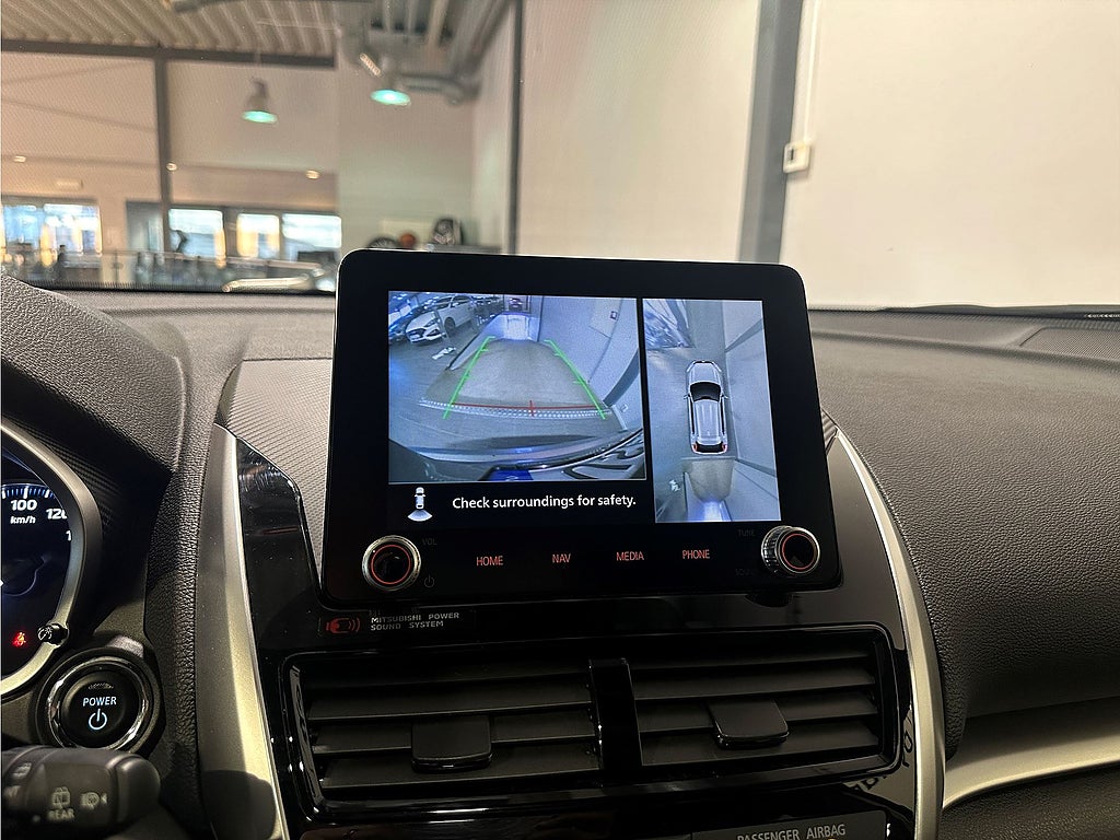 Bild på Mitsubishi Eclipse Cross Business Instyle PHEV 2.4 188hk Aut 4WD - PANORAMA