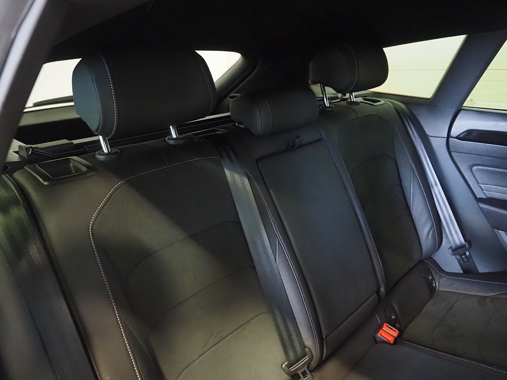 Volkswagen Arteon eHybrid SB 1.4 TSI 218hk R-Line |Cockpit|Värmare|Drag| 2022