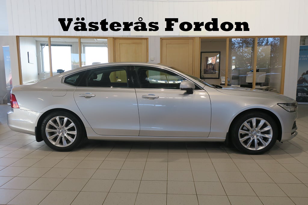 Volvo S90 T4 Momentum P-Värmare Drag Keyless V-Hjul