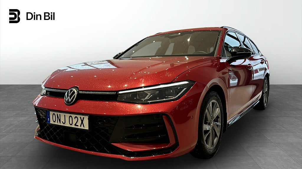 Volkswagen Passat R-LINE 2.0 TDI 4M Harman Kardon/V-hjul/Värmare