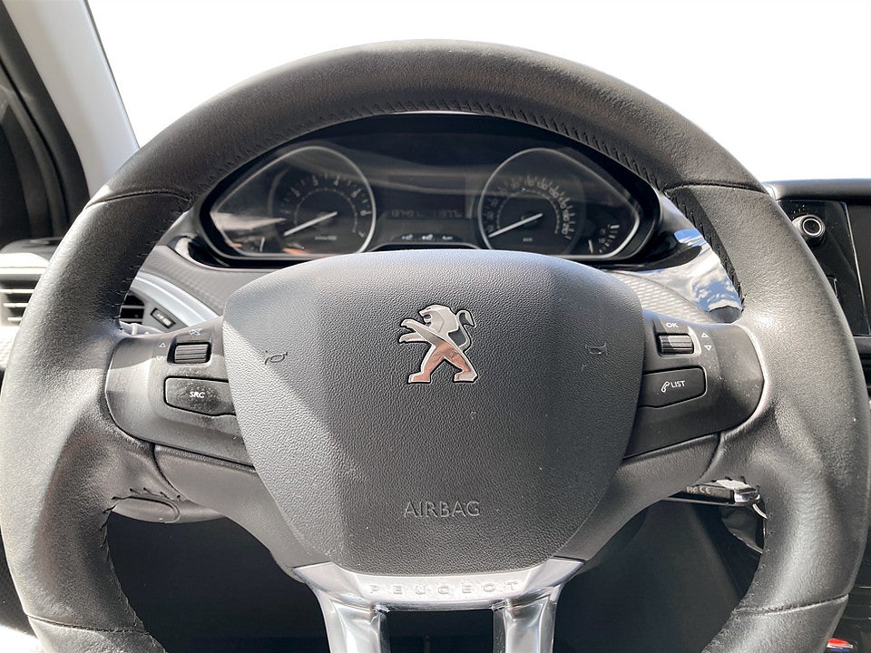 Bild på Peugeot 208 5D Style 1.2 PT 82hk BACKSENSORER