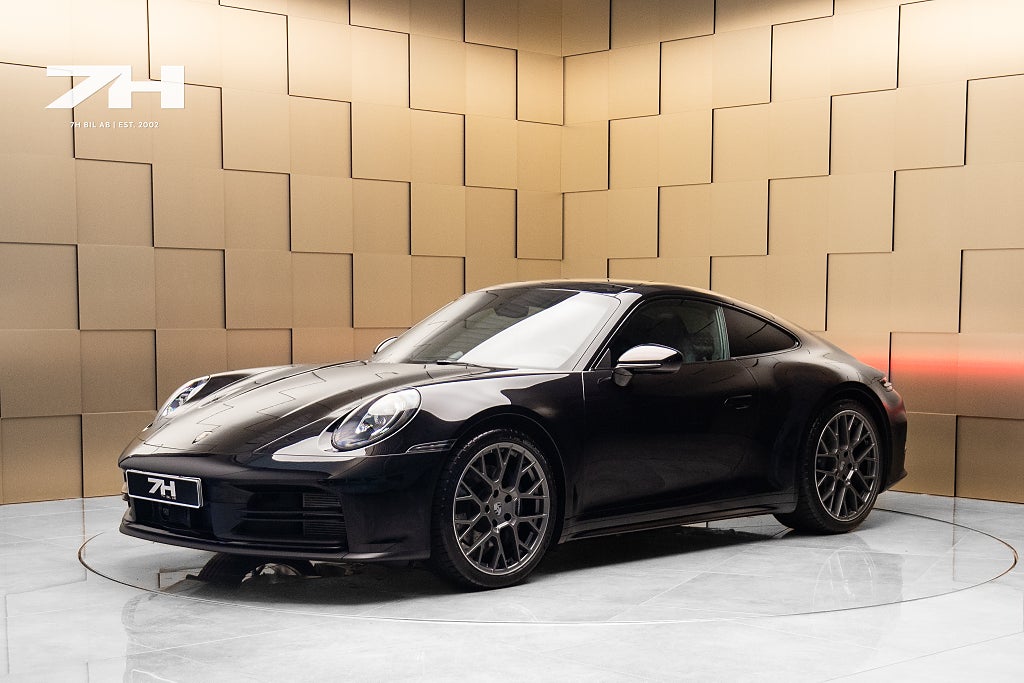 Porsche 911 992.2 Carrera / BOSE® / SportDesign / Kamera / Adt. Farthållare 