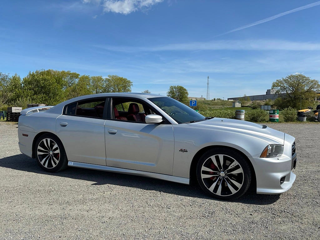 Dodge Charger SRT-8 6.4 V8 HEMI Clean Titel