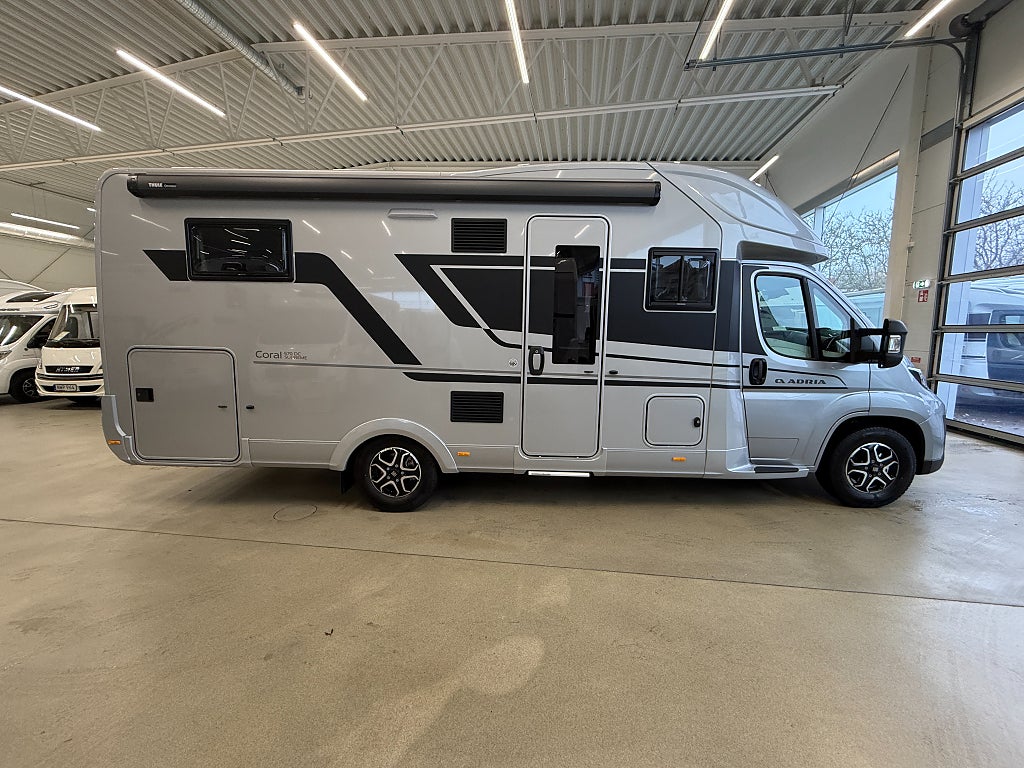 Adria Coral Supreme 670 DC *Queenbed*Automat*