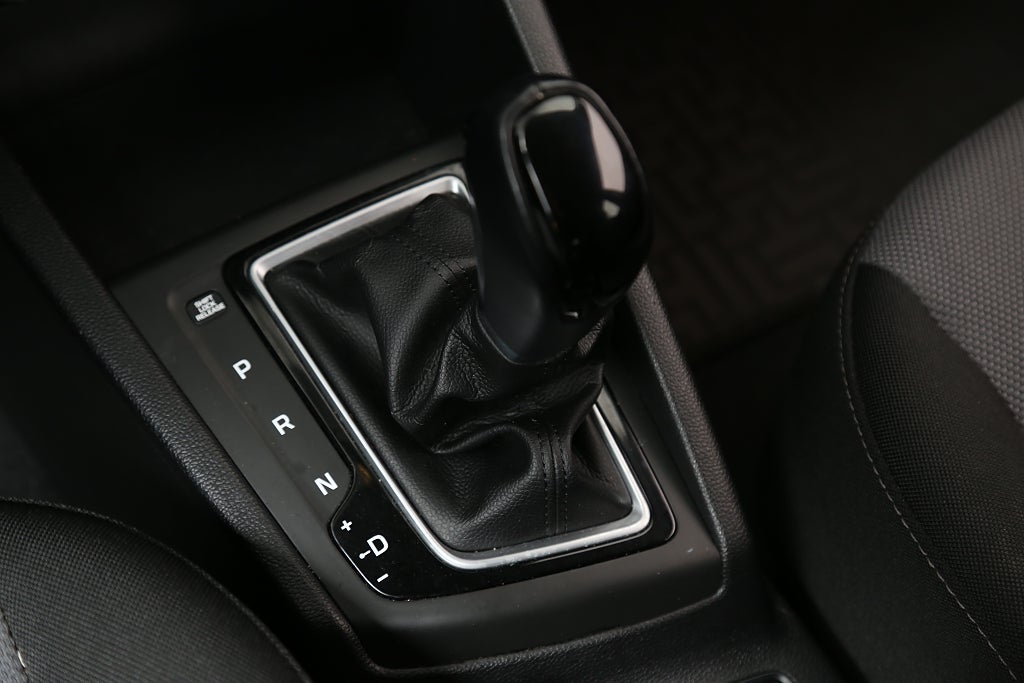 Hyundai i20 1,4 101hk Premium Aut 5D Bluetooh 2017