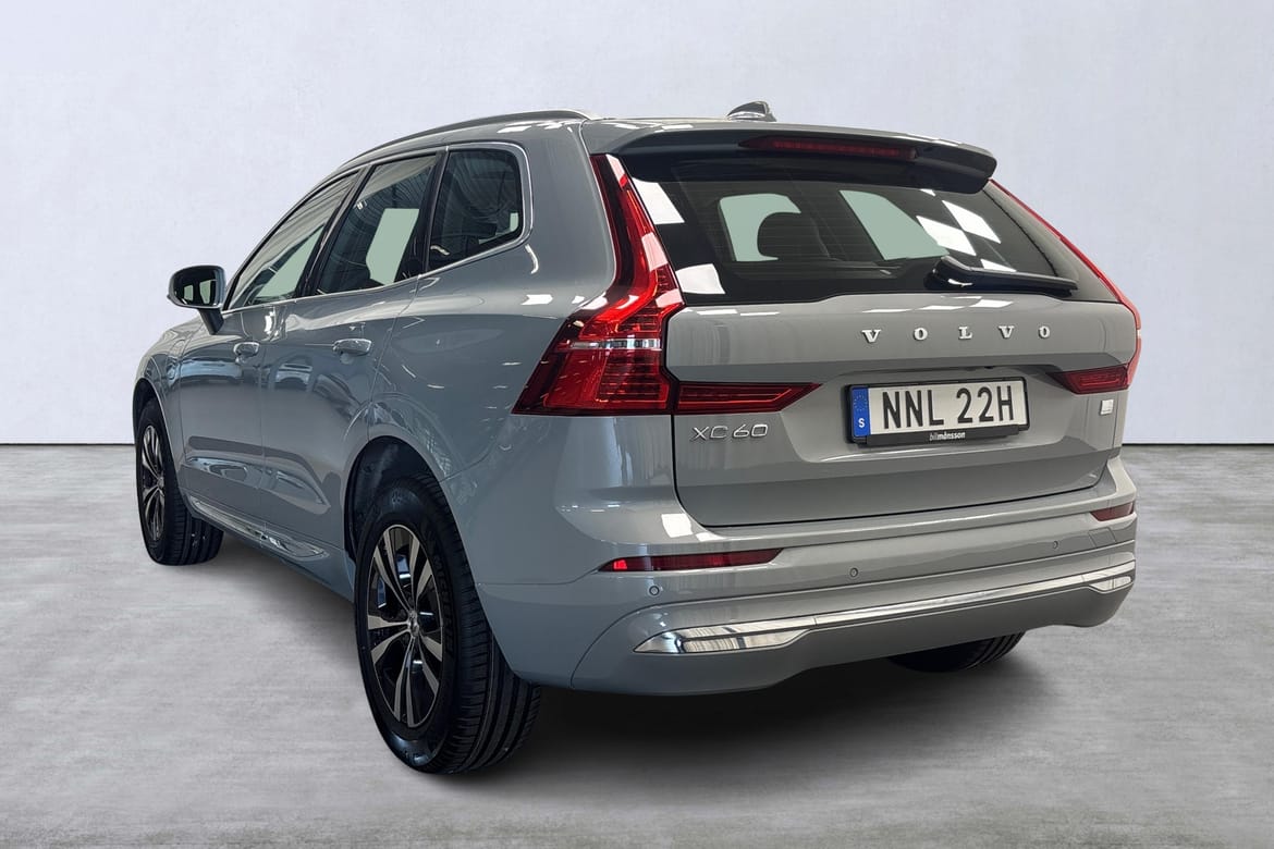 Volvo XC60 Recharge T6 II Core Edition 2024, bild 4/51