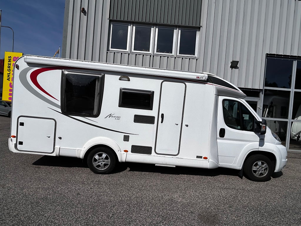Bürstner Nexxo t 687 AC, BACK KAMERA